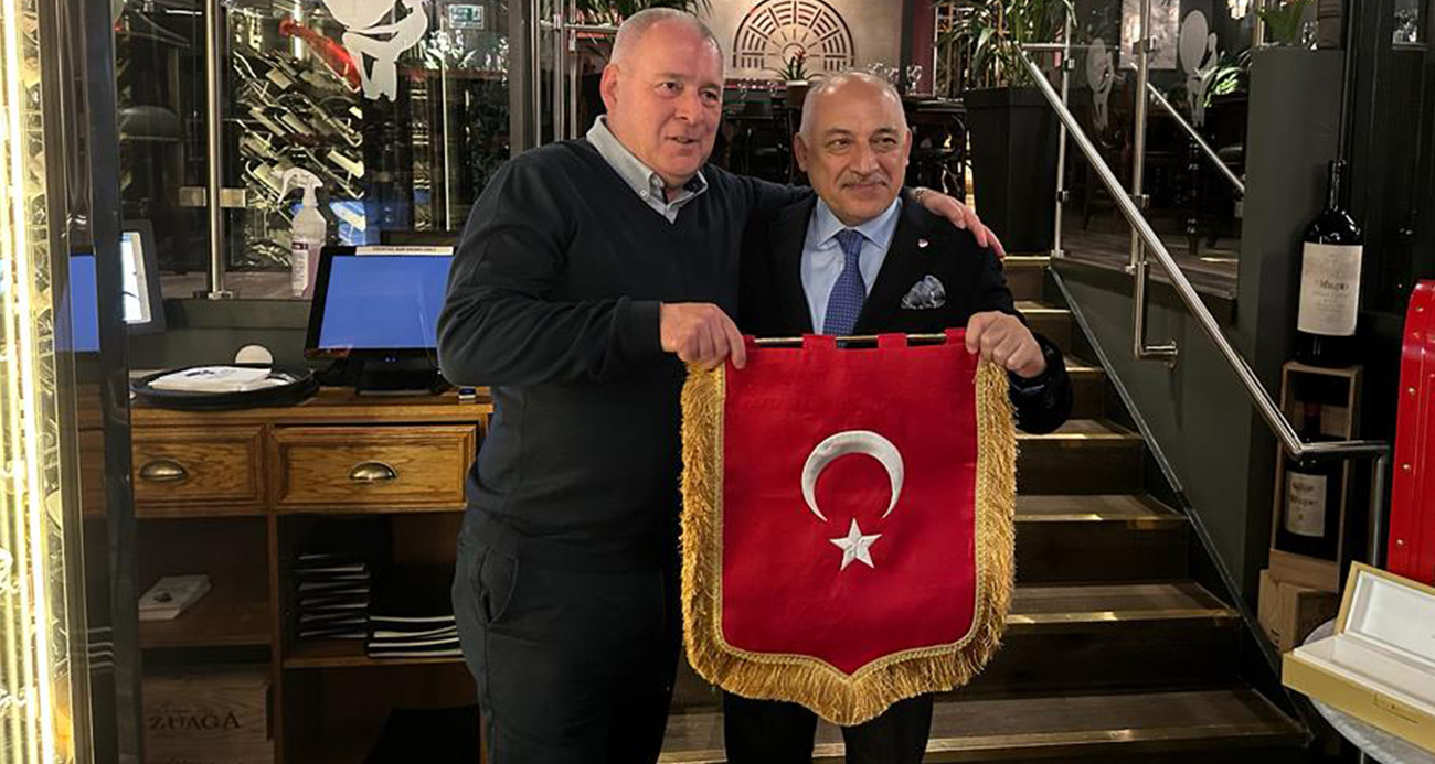 Galler – Türkiye resmi maç yemeği düzenlendi