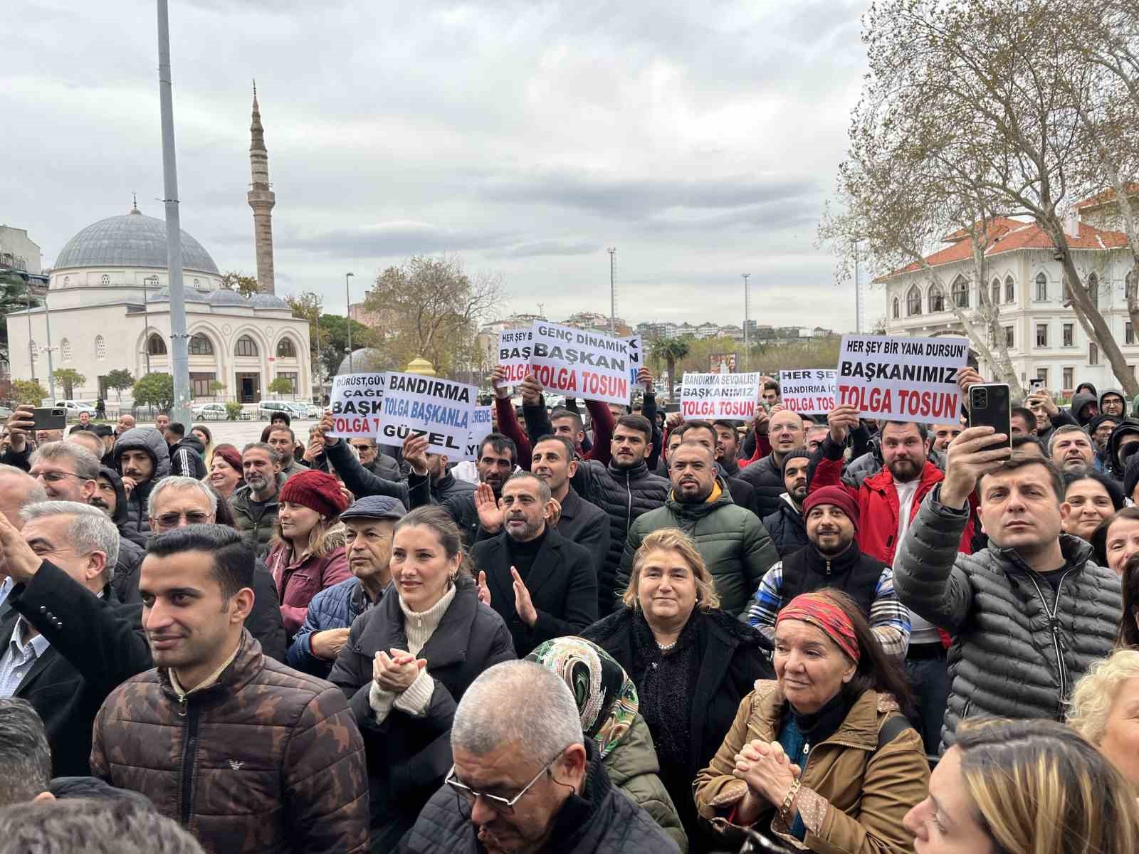 Bandırma Belediye Başkanı Av. Tolga Tosun aday adaylığını açıkladı