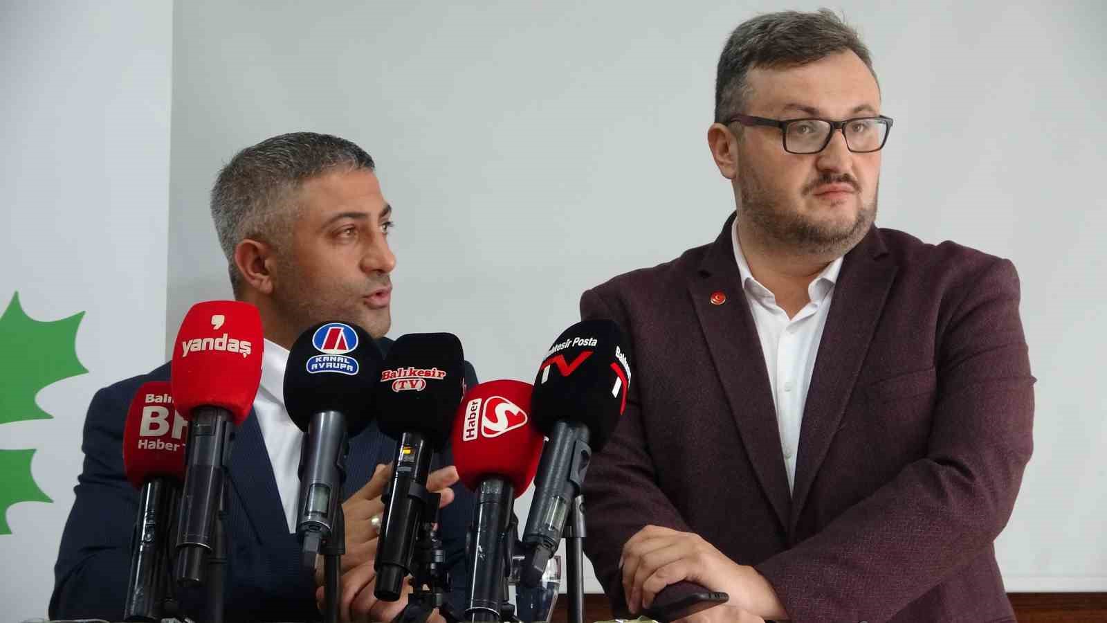 Dağılan Altılı Masa’nın iki üyesi Balıkesir’de ittifak kararı aldı