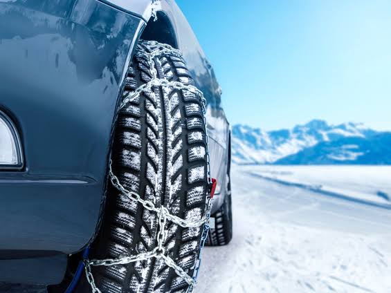 Van’ın-Bahçesaray yolunda kış lastiği ve zincir uyarısı!