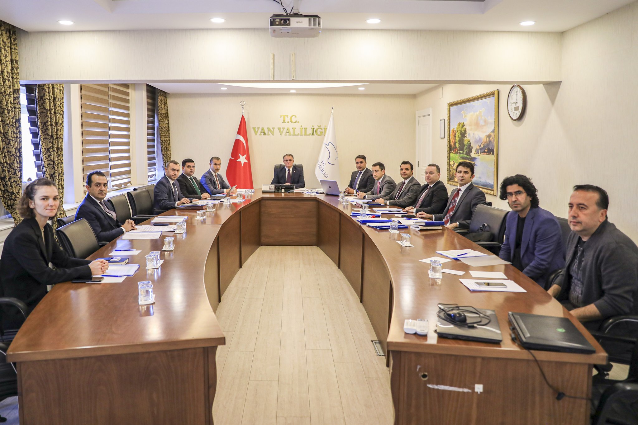 Van’da yapılan yatırımlar masaya yatırıldı