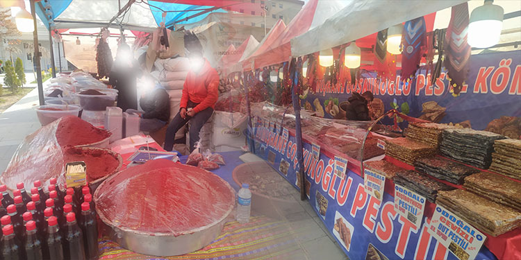 Van’da düzenlenen fuarın hijyen eksikliği tepkilere neden oluyor