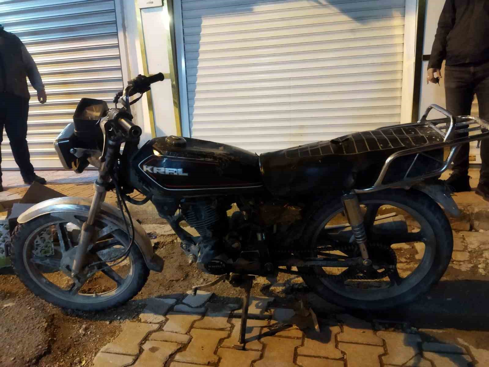 Van’da değişik suçlardan 12 kişi tutuklandı