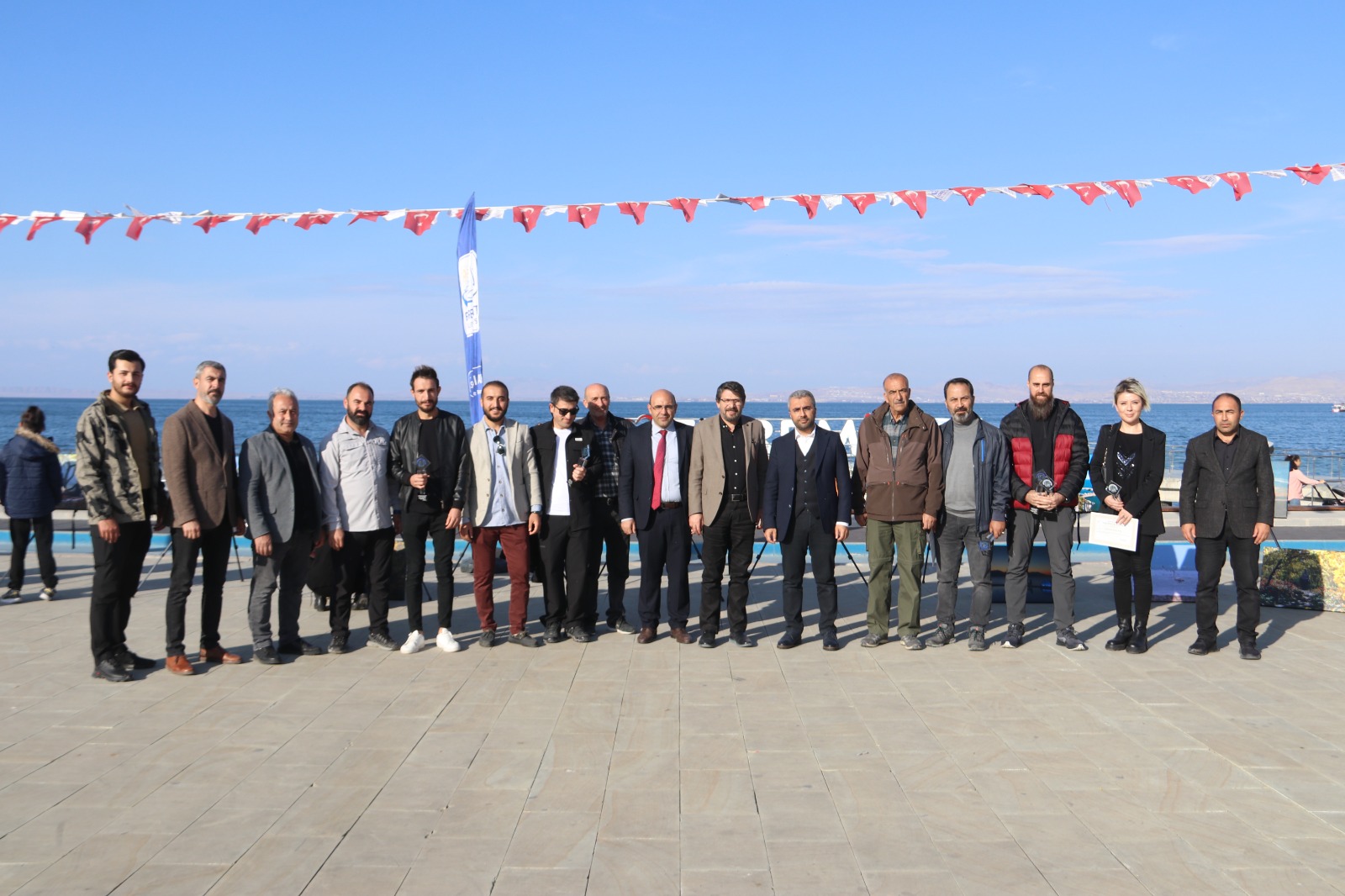 Van’da yapılan “Kadrajımdan Edremit” fotoğraf yarışmasının  ödülleri verildi  