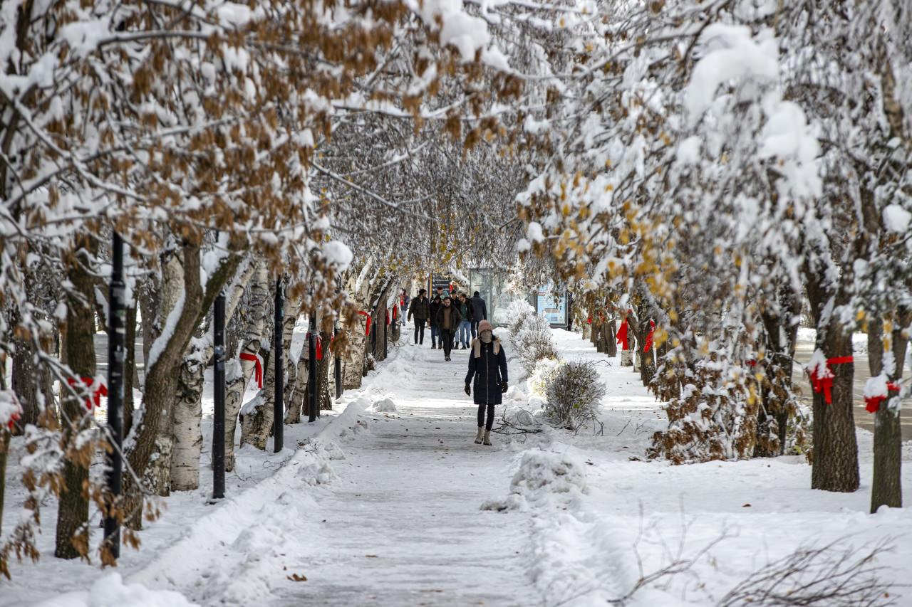 Hava koşullarından dolayı birçok ilçede okullar tatil