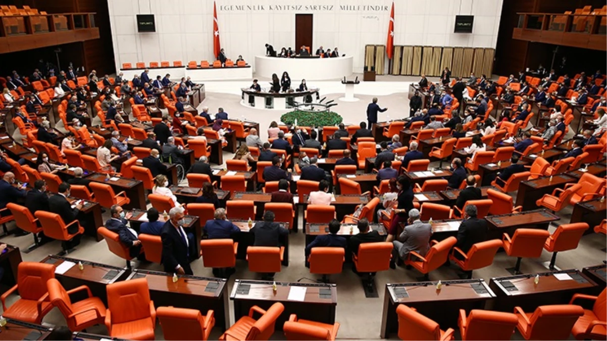 Aile ve Gençlik Fonu Kurulması Hakkında Kanun, Meclis’ten geçti! Yeni evlenen gençlere faizsiz kredi