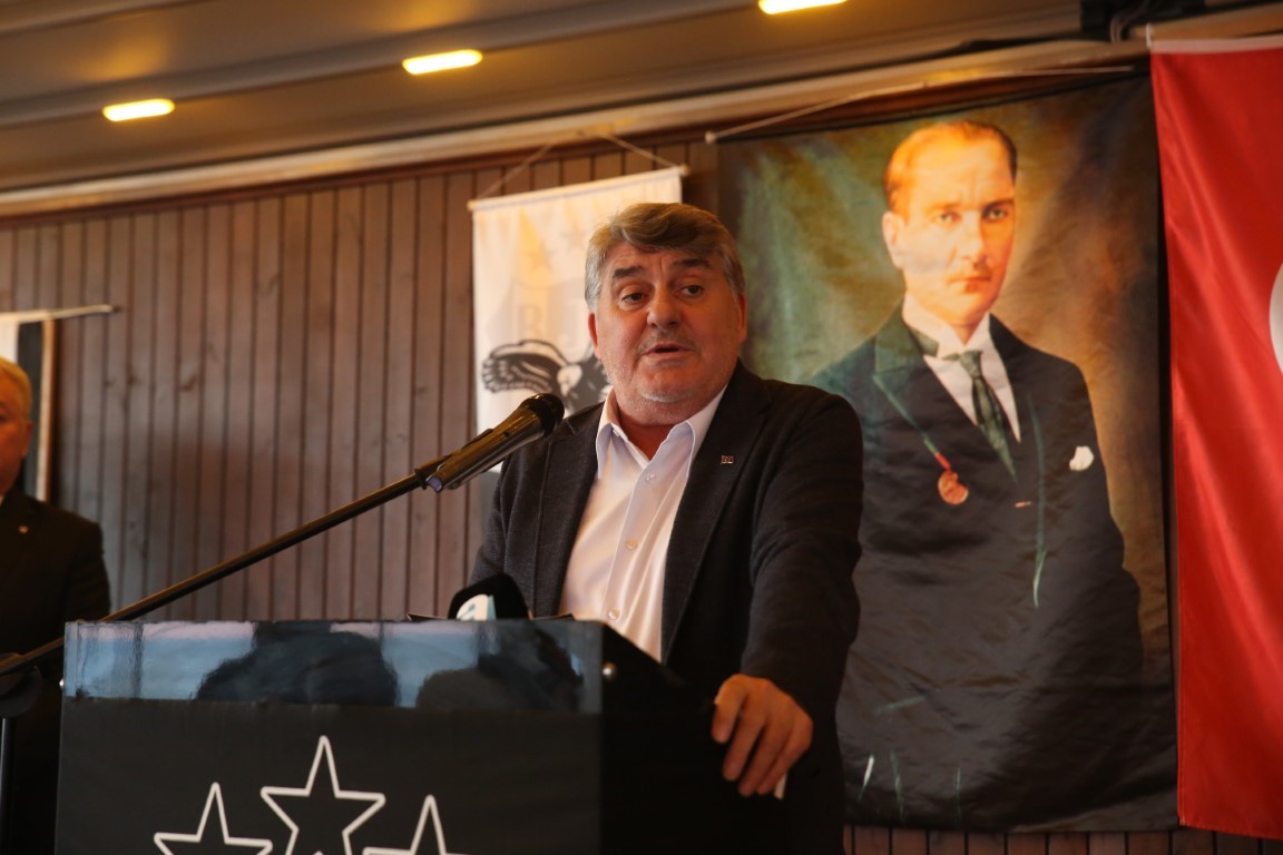 Serdal Adalı: “Önceliğimiz takımı toparlayarak Şampiyonlar Ligi’ne götürmek”