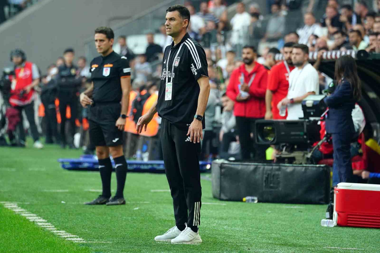 Burak Yılmaz’dan veda mesajı