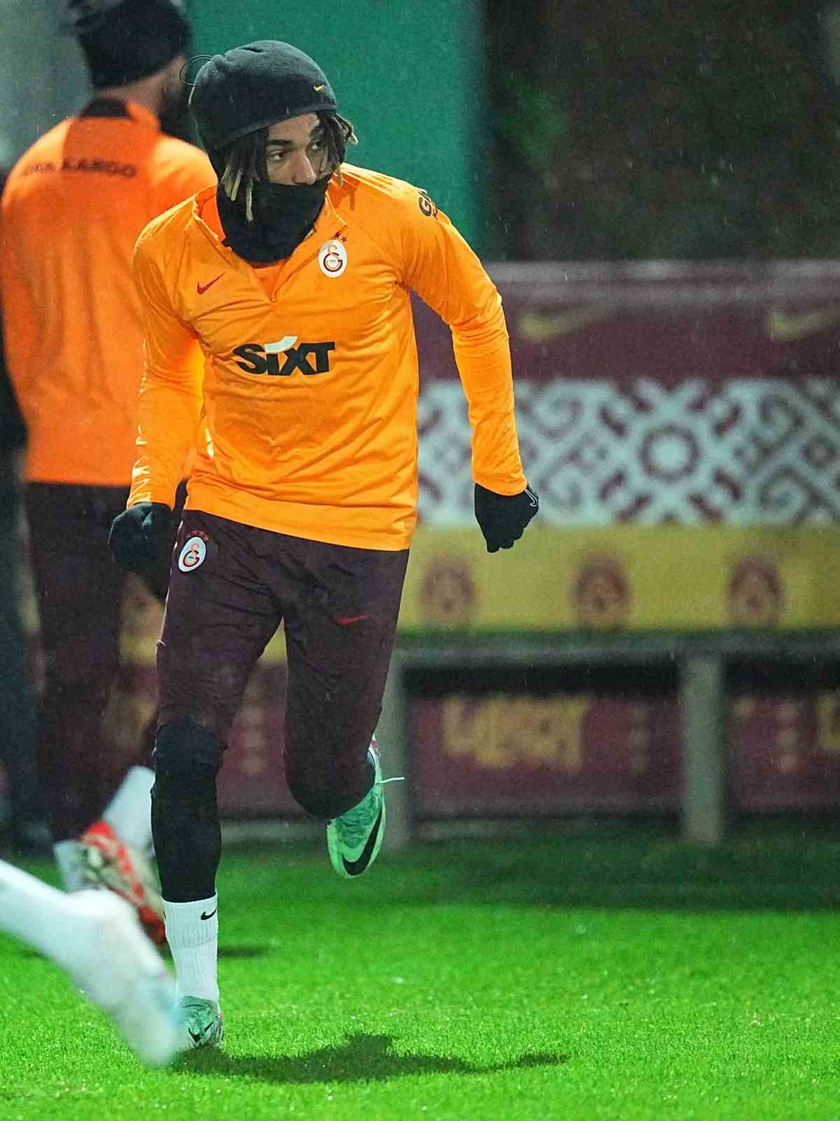 Galatasaray, Alanyaspor maçı hazırlıklarına devam etti