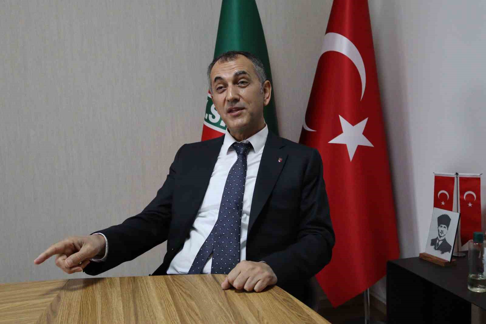 Azat Yeşil: “Karşıyaka’nın stadyumu için hiçbir engel kalmadı”