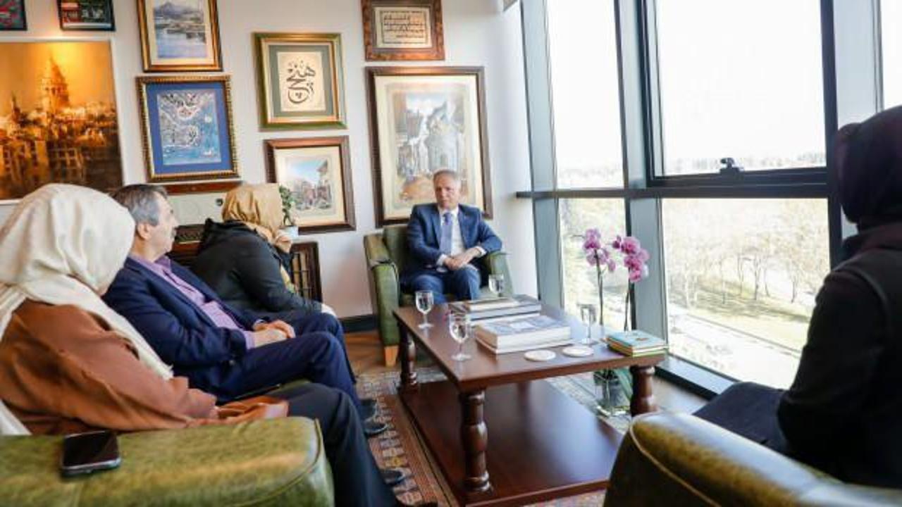 İstanbul Valisi Davut Gül’den ÜLKE TV Yönetim Kurulu Başkanı Çelik’e taziye ziyareti