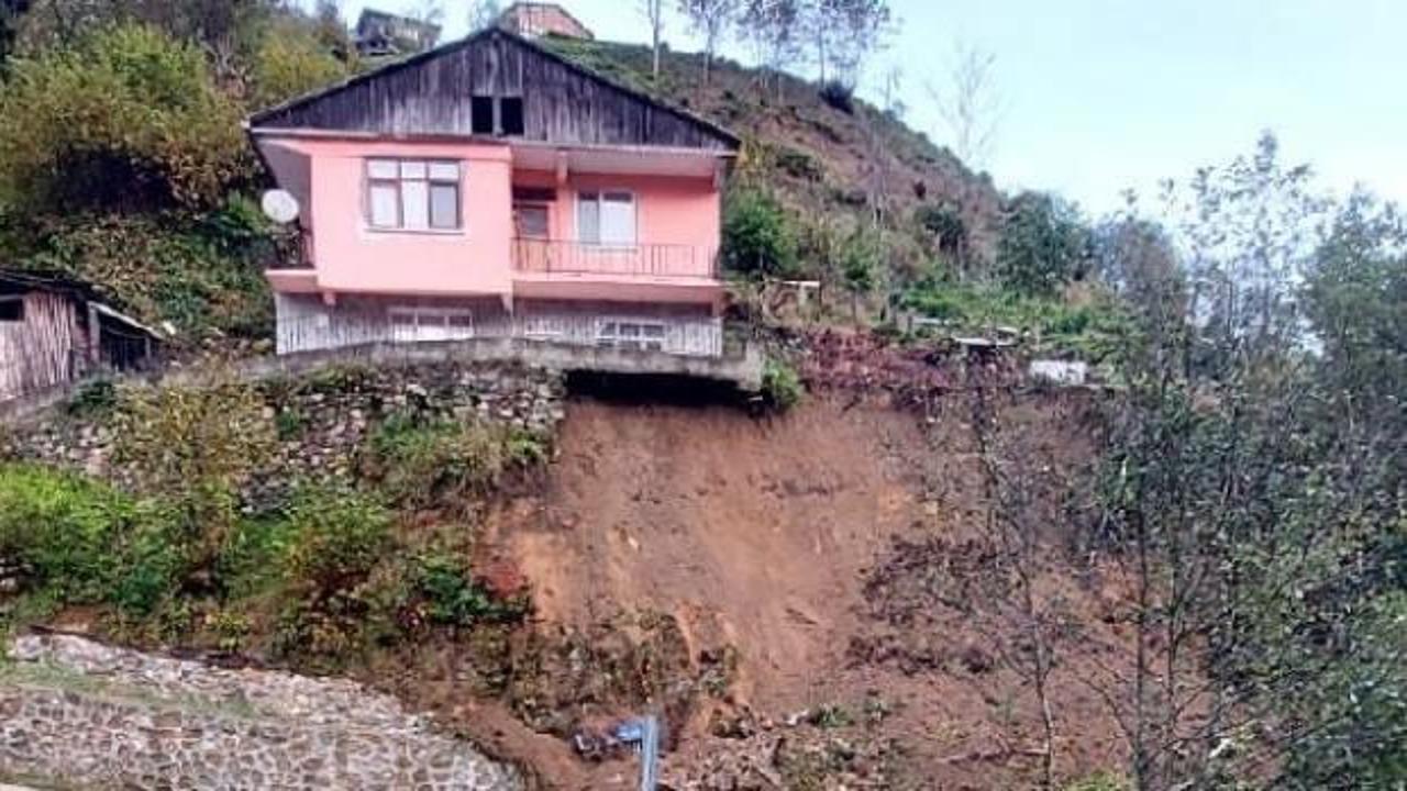 Rize’de heyelan; 2 katlı evde hasar oluştu
