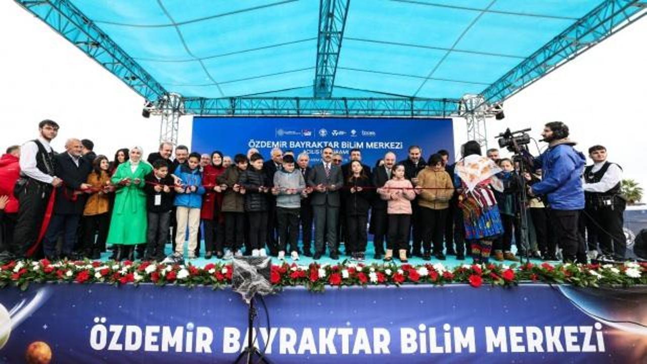 Trabzon Özdemir Bayraktar Bilim Merkezi açıldı!