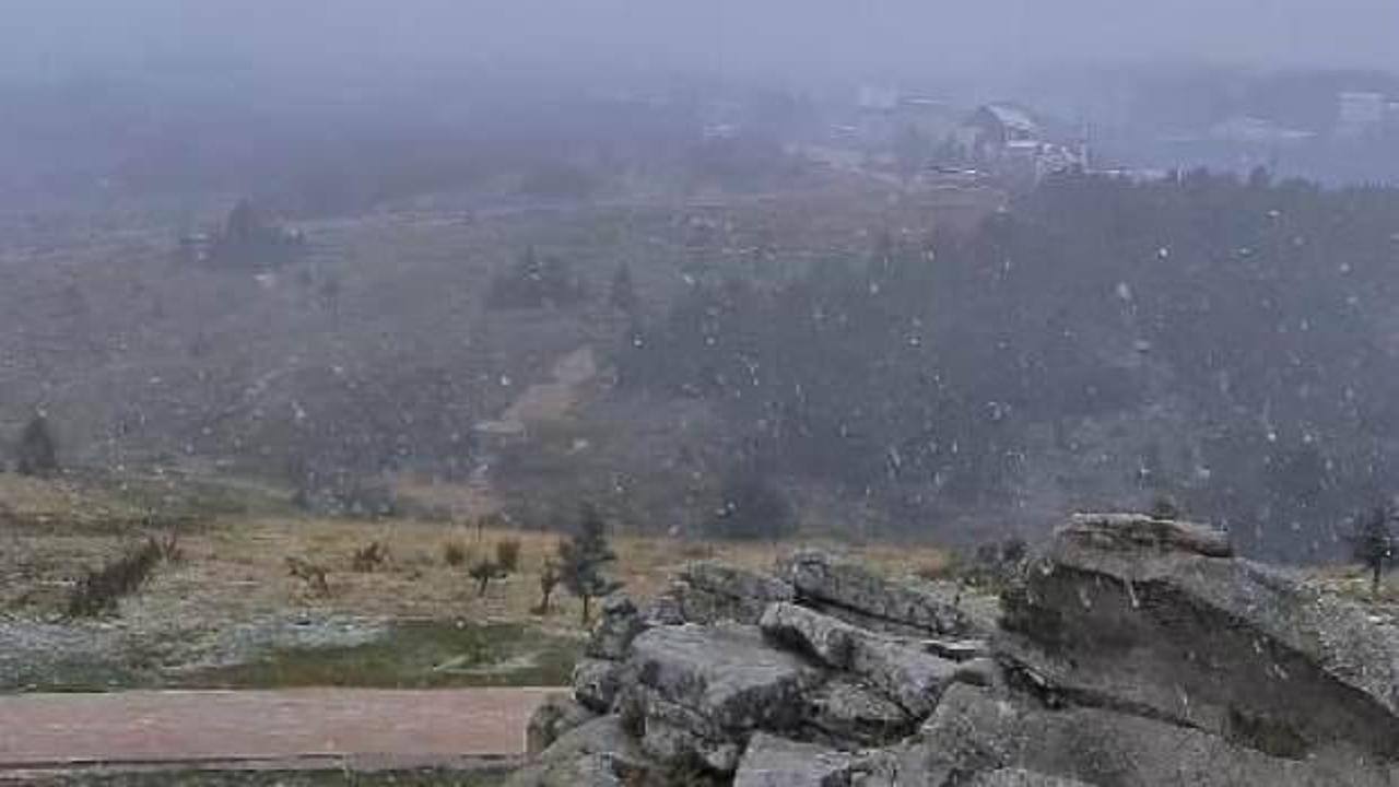 Uludağ’a mevsimin ilk karı yağdı