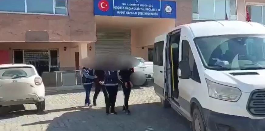 Van’da göçmen kaçaklarına yönelik operasyon