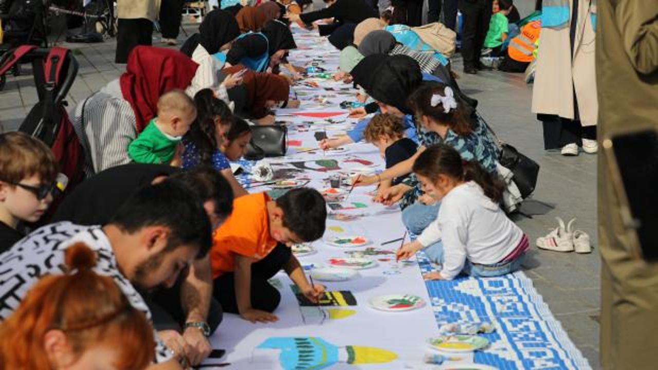Filistinli çocukların özgürlük hayallerini çizdiler: Yetim Vakfı soykırımı dünyaya duyurdu