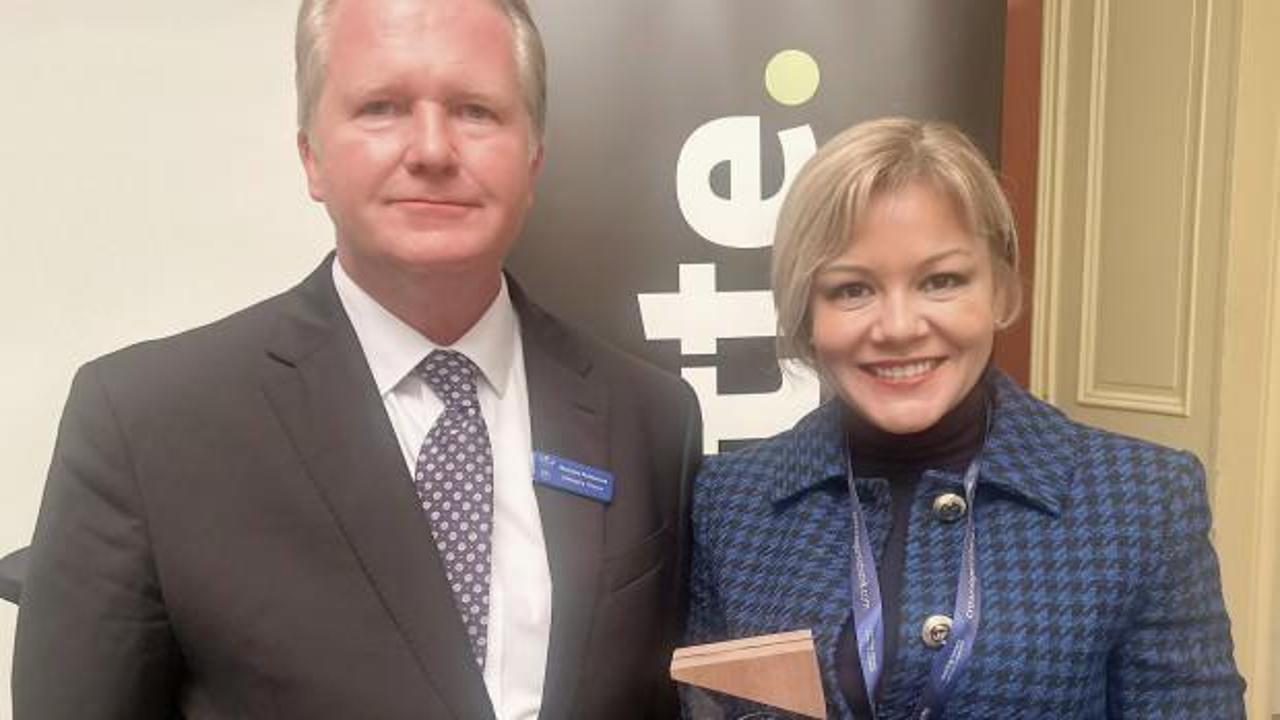 Yıldız Holding’e “Yılın Kurumsal Sosyal Sorumluluk Programı” Ödülü