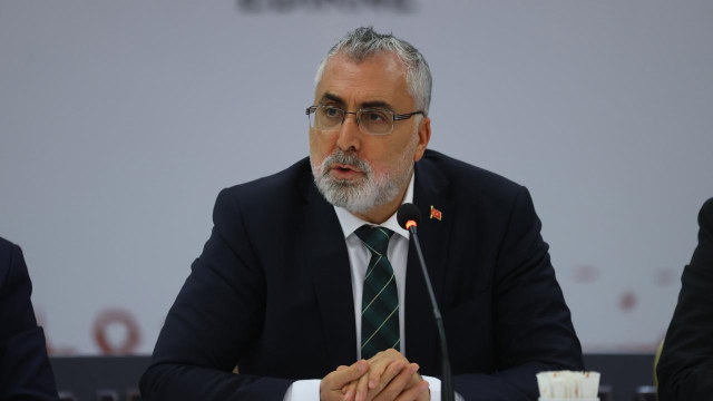 Gözler bugün gerçekleşecek Kabine Toplantısı'nda! Masada milyonlarca çalışanı ilgilendiren asgari ücret konusu var