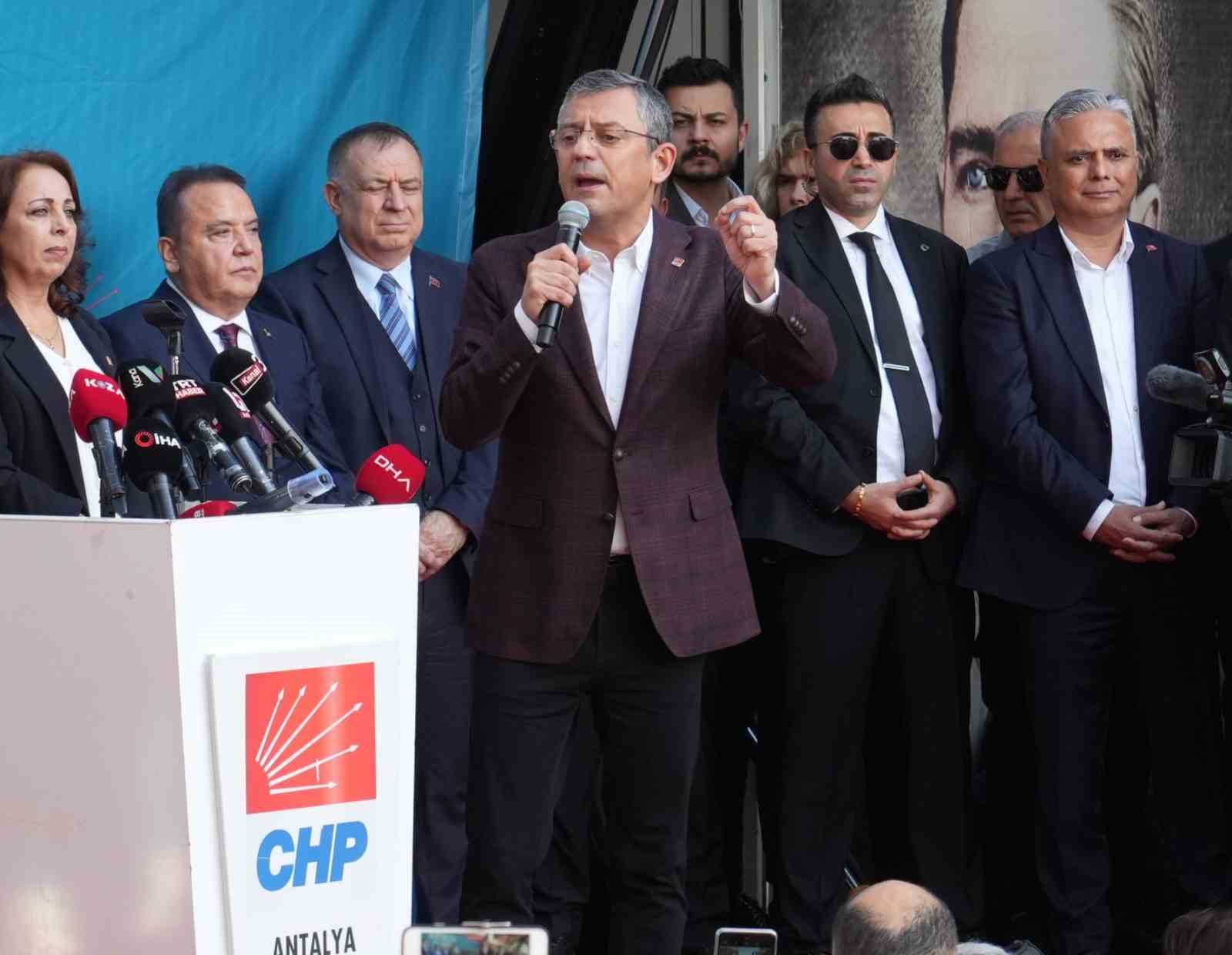 Özgür Özel’den İYİ Parti açıklaması: “Sonucun olumlu yönde olmasını temenni ediyorum”