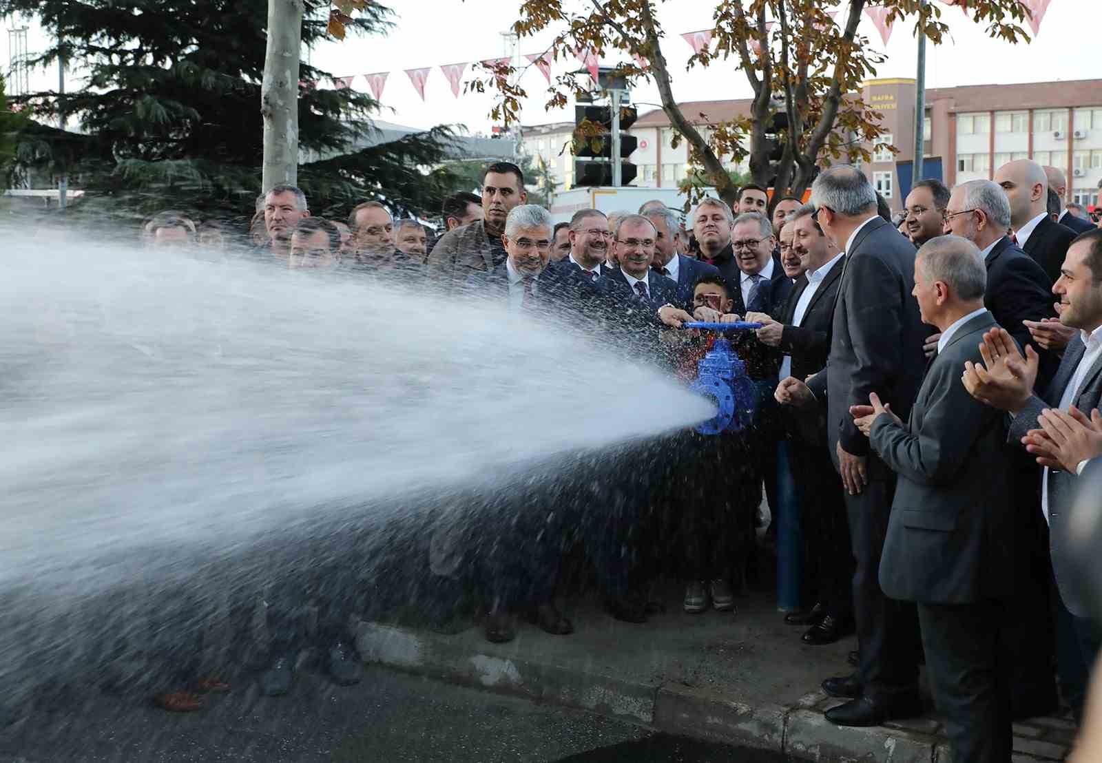 Bafra’da yapılan 1 milyar 165 milyon liralık yatırımlara görkemli açılış