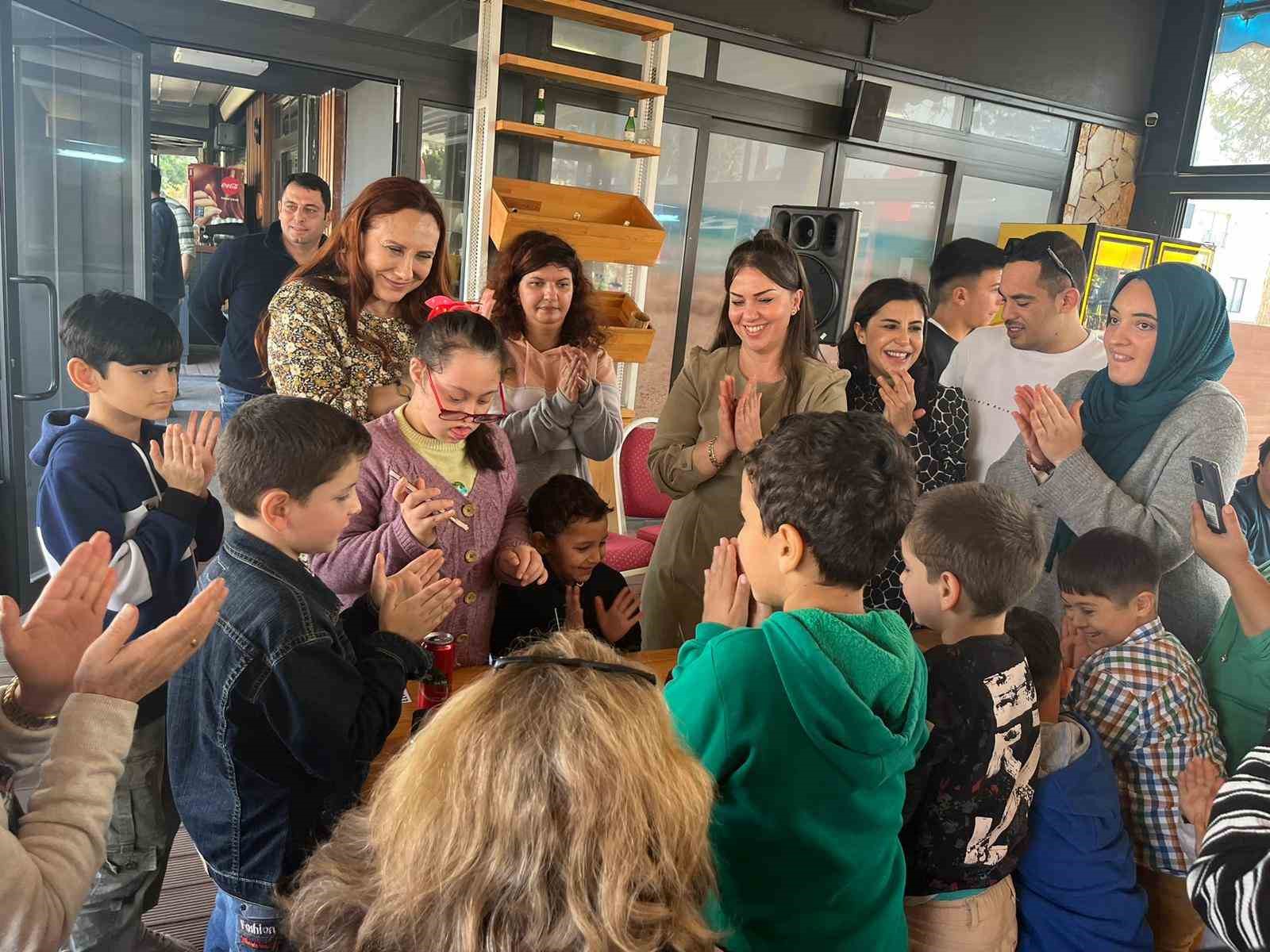 Başkan Topaloğlu:”Engelliler için elimizden gelen tüm imkanları kullanmamız gerekiyor”