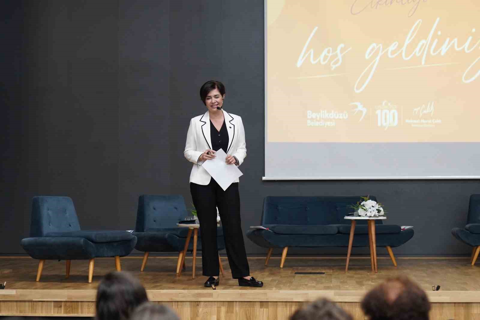 Beylikdüzü’ndeki kadınlar Dünya Kadın Hakları Günü’nde bir araya geldi