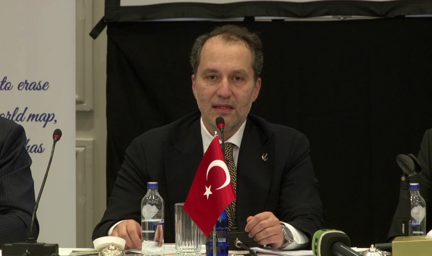 Yeniden Refah Partisi Genel Başkanı Erbakan’dan Müslüman devletlere “İsrail’e yaptırım” çağrısı