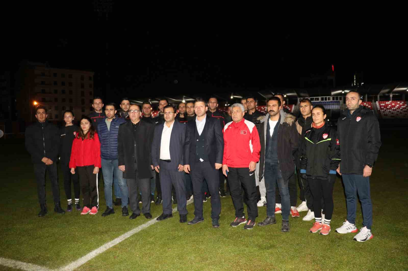 Van’da hakemler maça çıkmama kararı aldı