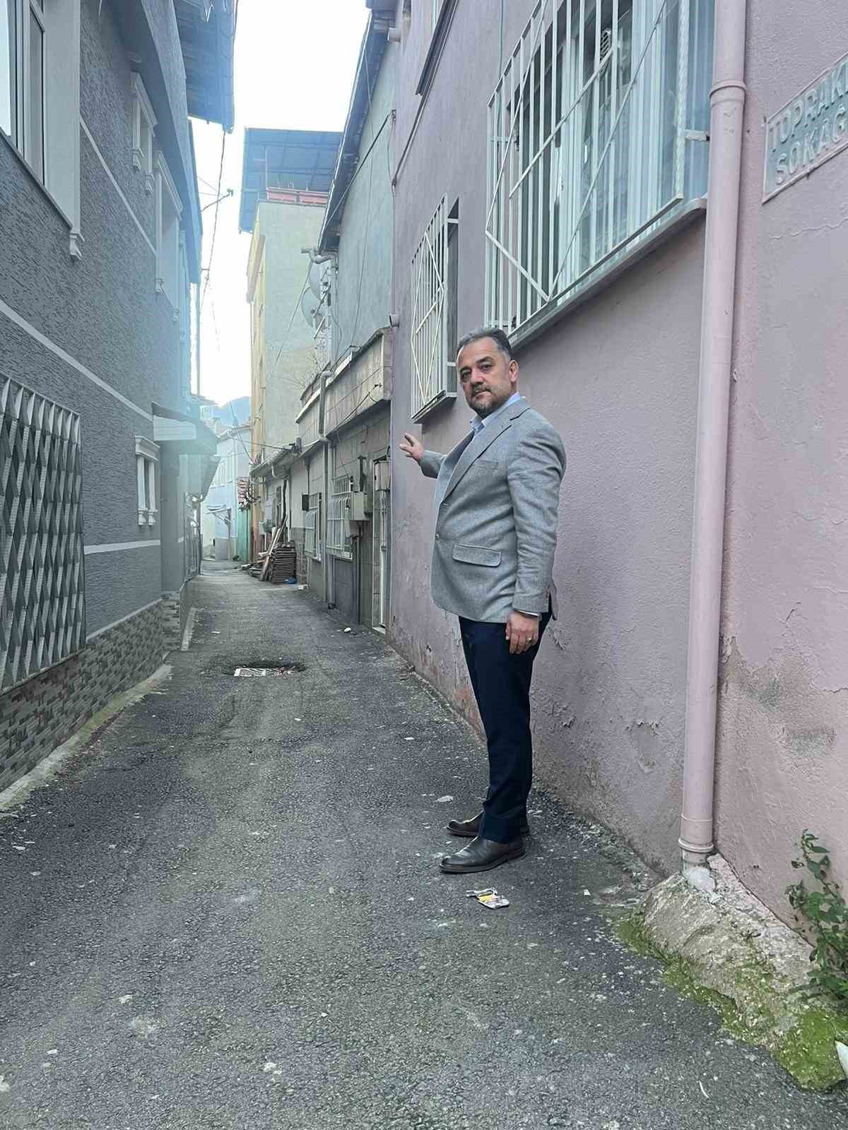 Her gün sallanan Marmara’da araç girmeyen sokaklar korkutuyor