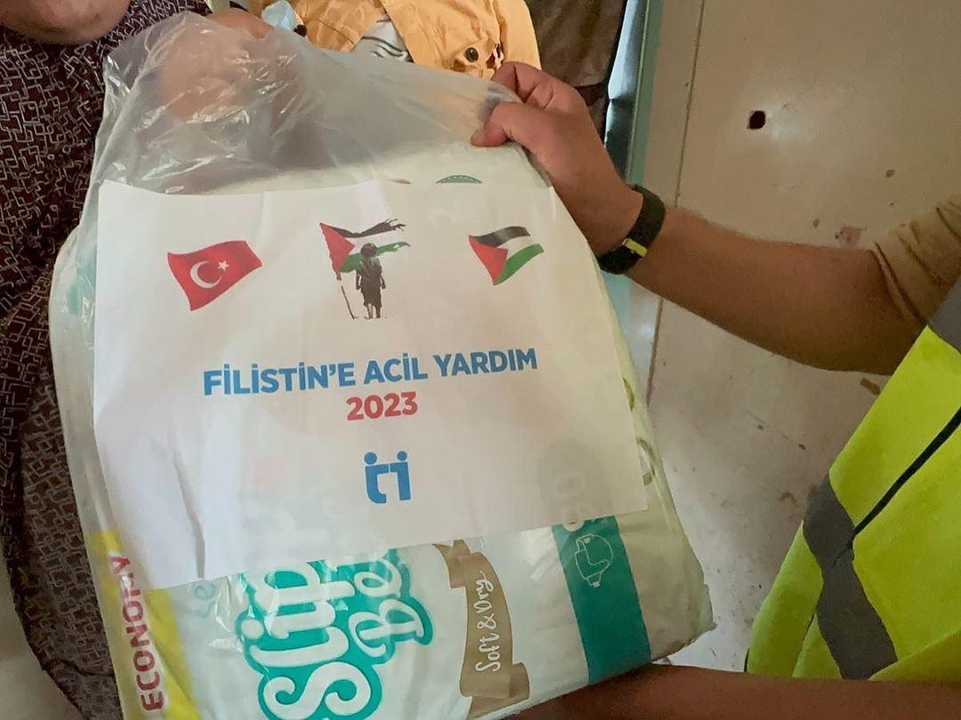 10 Aralık Dünya İnsan Hakları Günü’nde Yetim Vakfı duyurdu: 2000 yetim çocuk kayıp