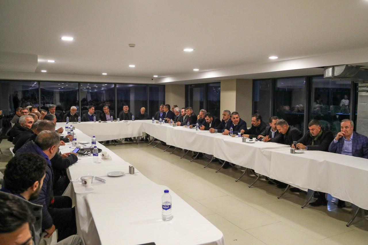 CHP Genel Başkanı Özel'den, Babacan'a taziye ziyareti