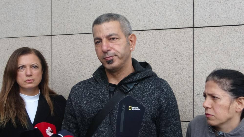 Tartışan çifti ayırırken kalbinden bıçaklandı!