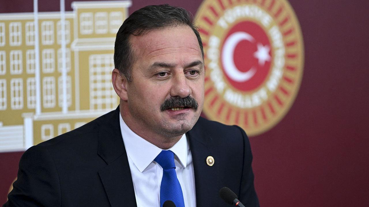 Şehit cenazesinde Özgür Özel'e tepki yorumu: Tezahürat mı yapsınlar?
