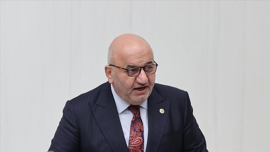 CHP Milletvekili Ali Fazıl Kasap, Saadet Partisi'ne geçti