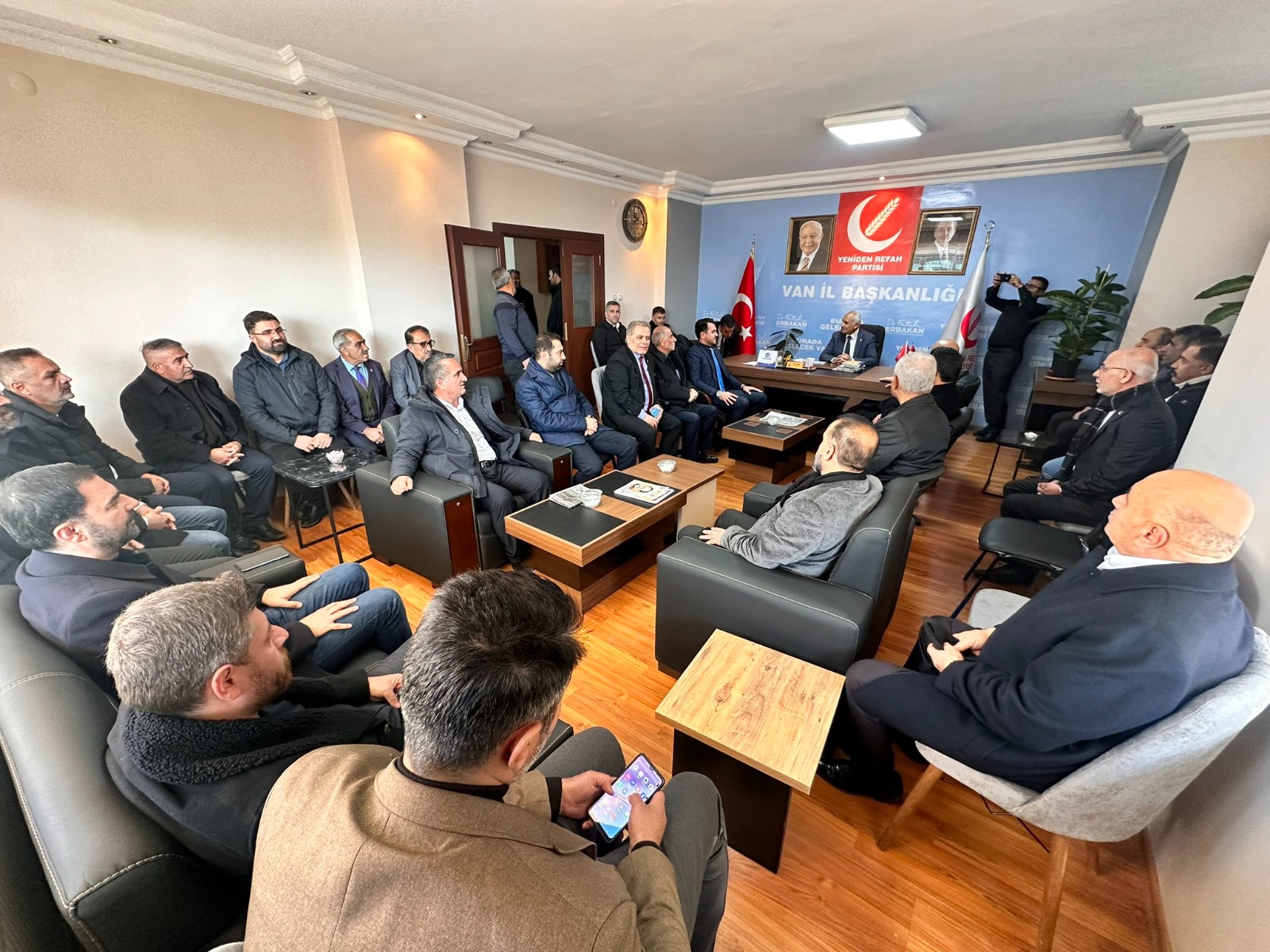 AK Parti heyetinden Yeniden Refah Partisi İl Başkanı Nayif Şabu’ya ziyaret