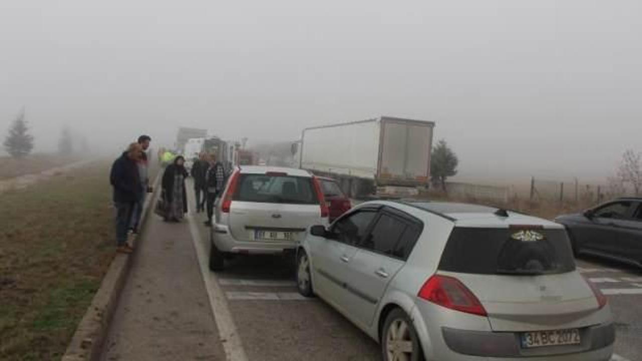 Yoğun sis zincirleme kazaya neden oldu