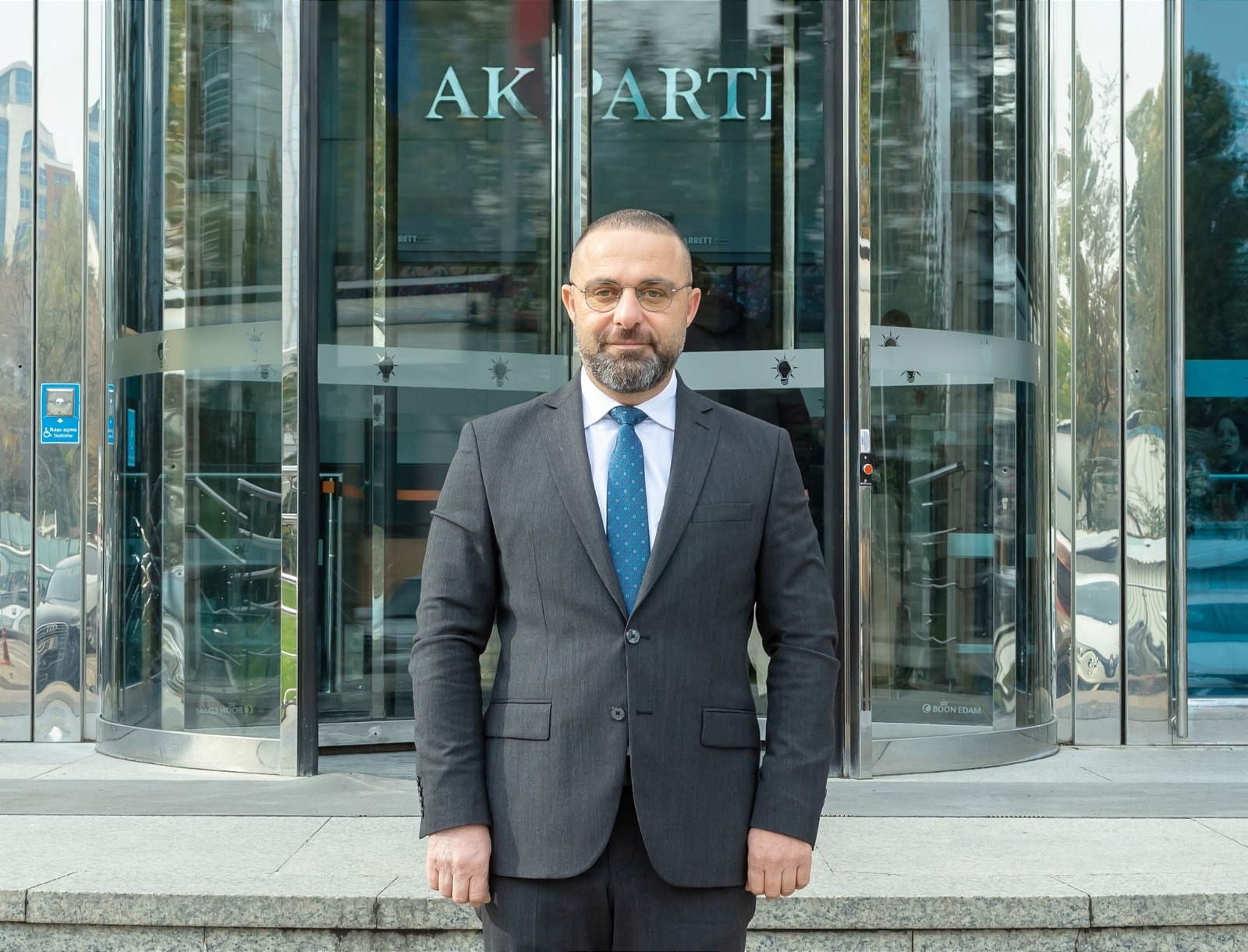 Van Büyükşehir Belediyesi Aday Adayı Görünüş: Bilim ve ilim insanları yol yürüyeceğiz