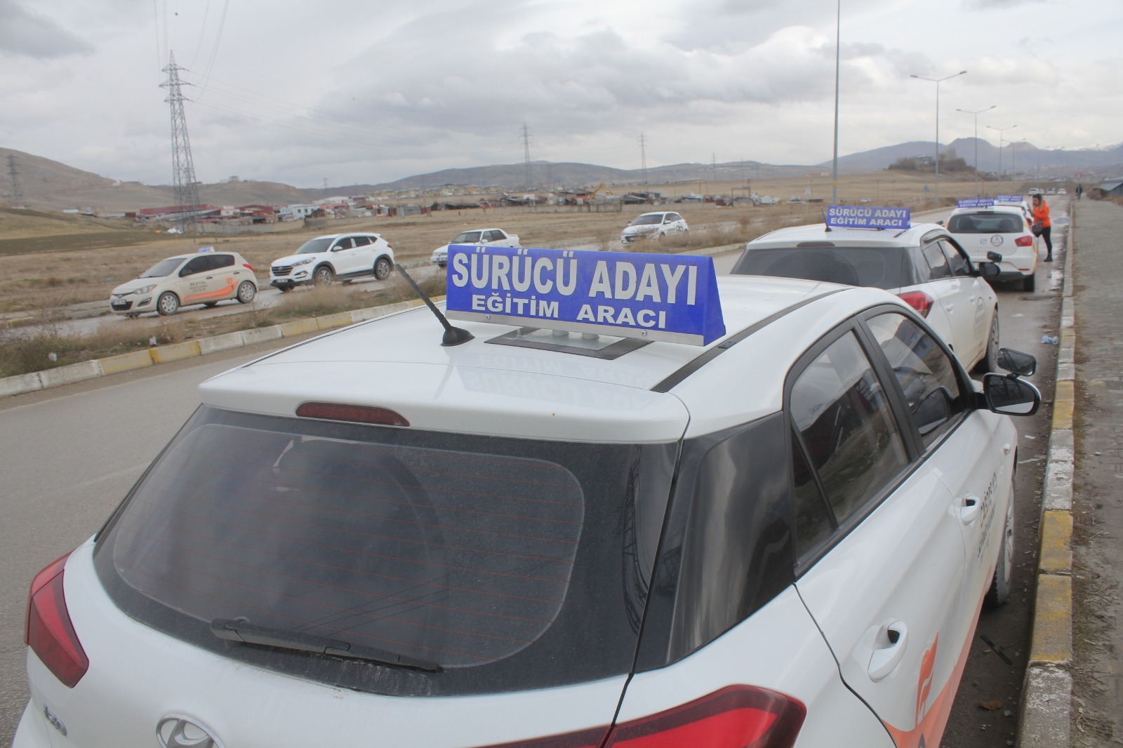 Ehliyet alacaklar dikkat! Büyük zam yolda