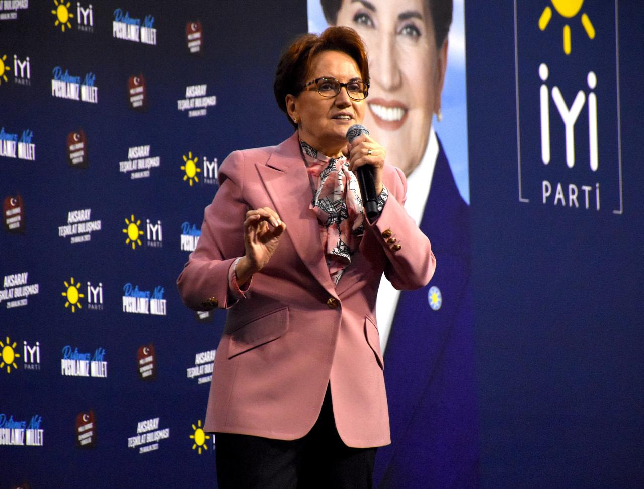 Akşener: İYİ Parti'ye uzanan elleri parça parça edeceğim