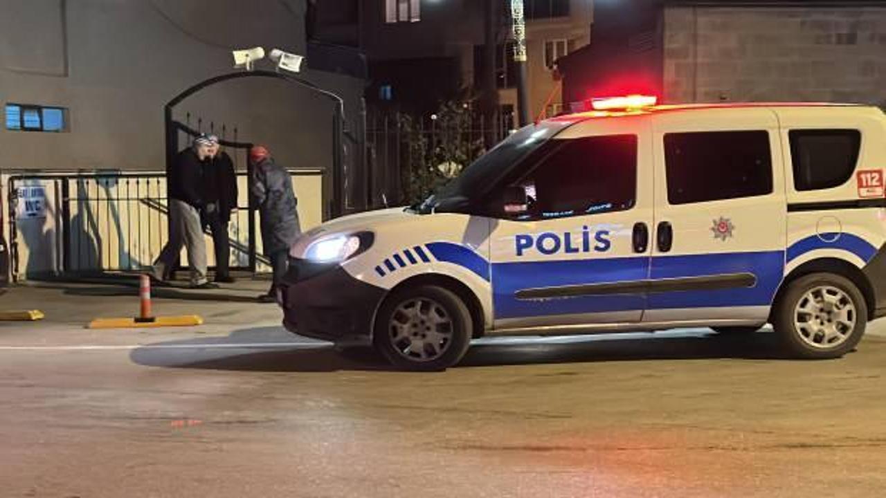 Astsubay trafikte tartıştığı genci tabancayla yaraladı