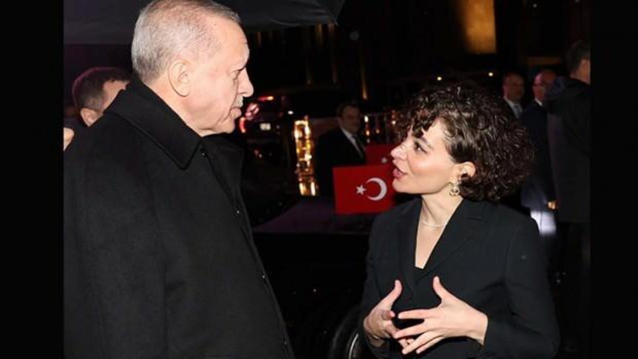 Başkan Erdoğan Londra Bienali’nde “Public Award” kazanan eseri inceledi