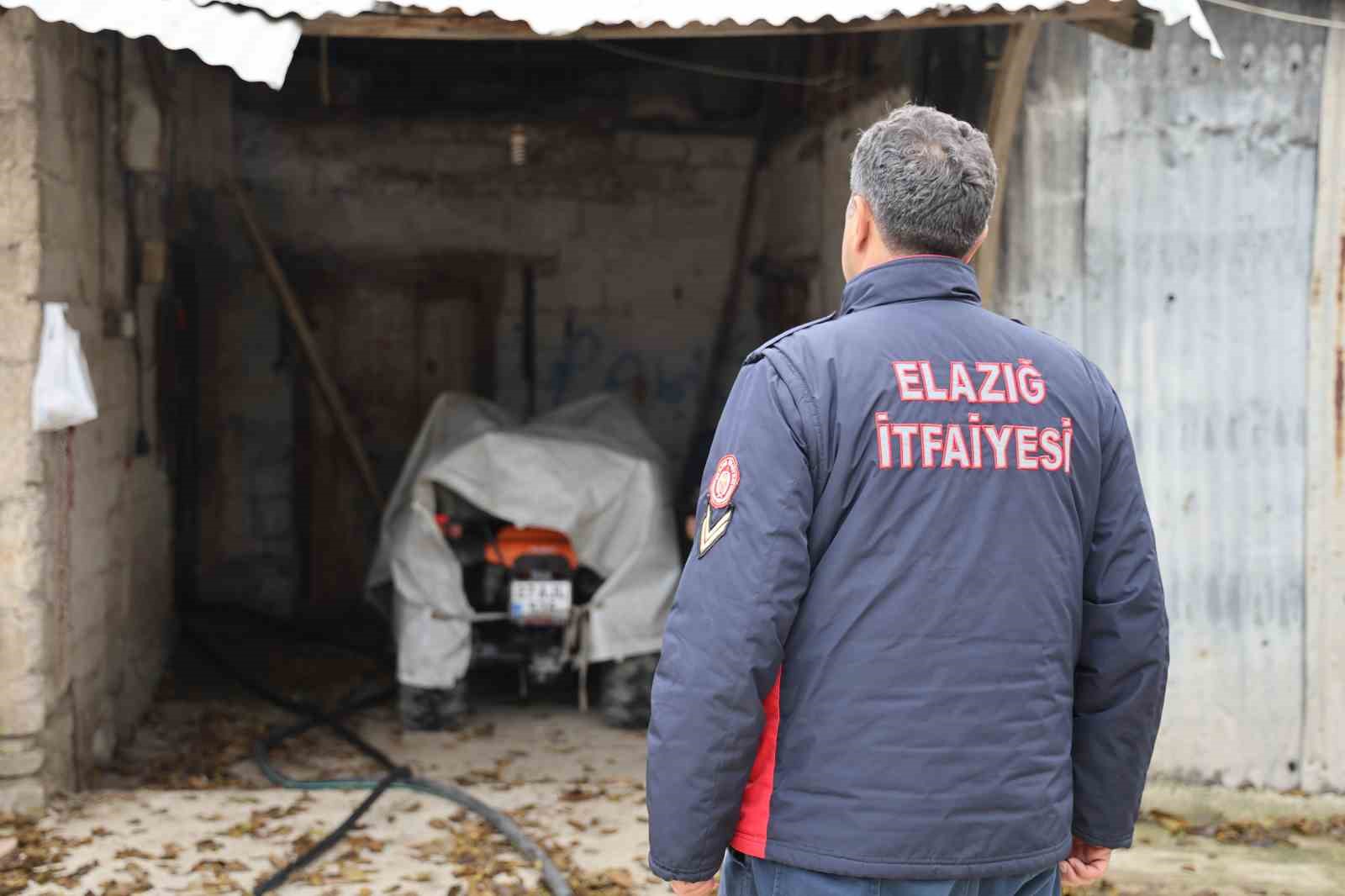 Elazığ’da depo yangını