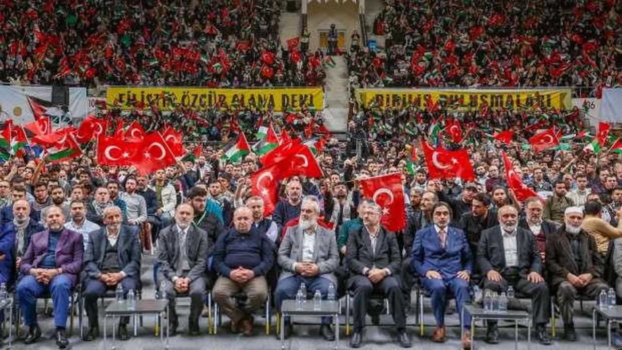 Binlerce kişi Diriliş Buluşmaları’nda Filistin için bir araya geldi