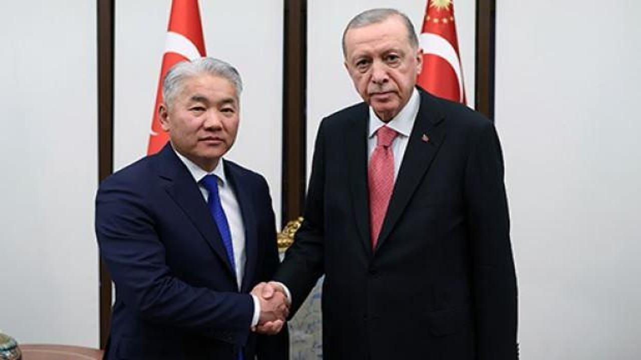 Cumhurbaşkanı Erdoğan Enkjbayar’ı kabul etti