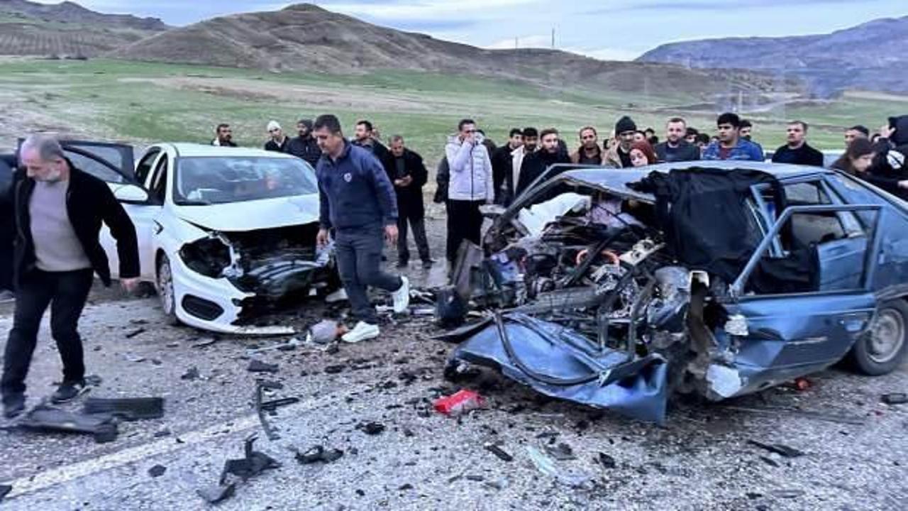 Feci kaza: iki otomobil çarpıştı: 3 ölü, 3 yaralı