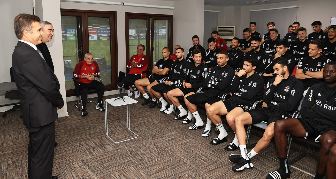 Feyyaz Uçar ile Samet Aybaba, Beşiktaşlı futbolcularla buluştu