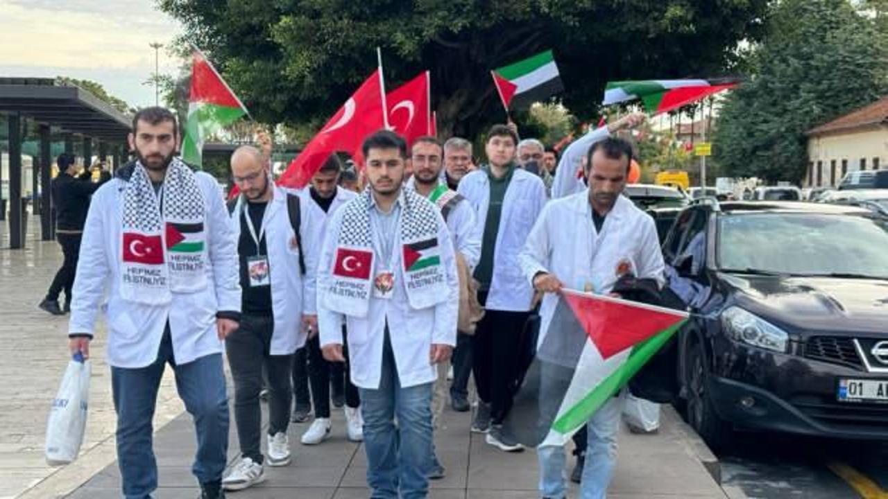 Hekimlerden İsrail’e protesto! İnsanlık adına “sessiz yürüyüş”