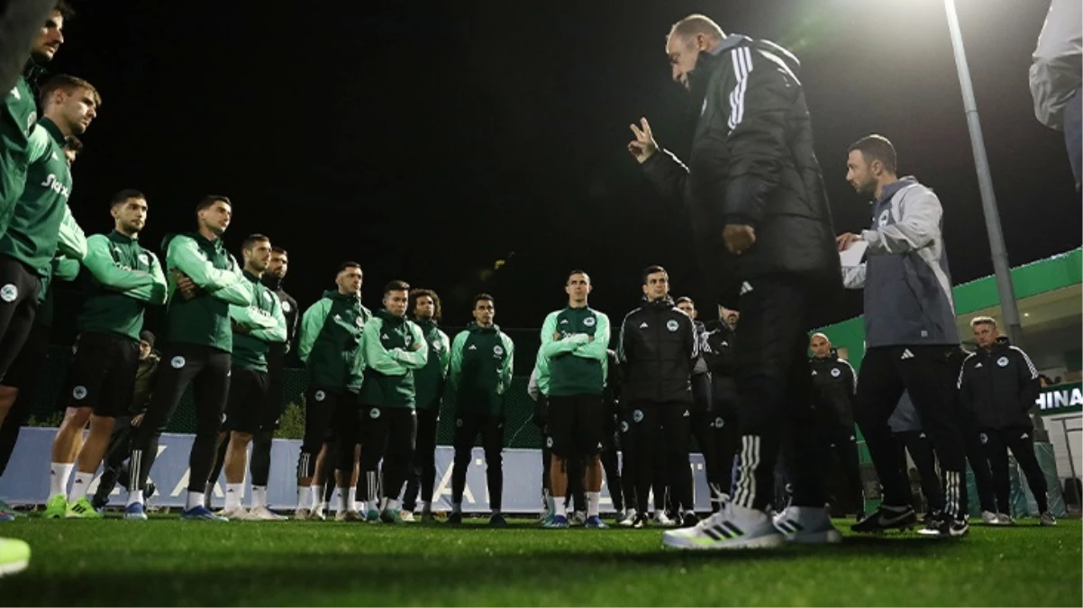 Herkes aynı noktaya dikkat çekti! Fatih Terim, Panathinaikos’ta ilk antrenmanına çıktı