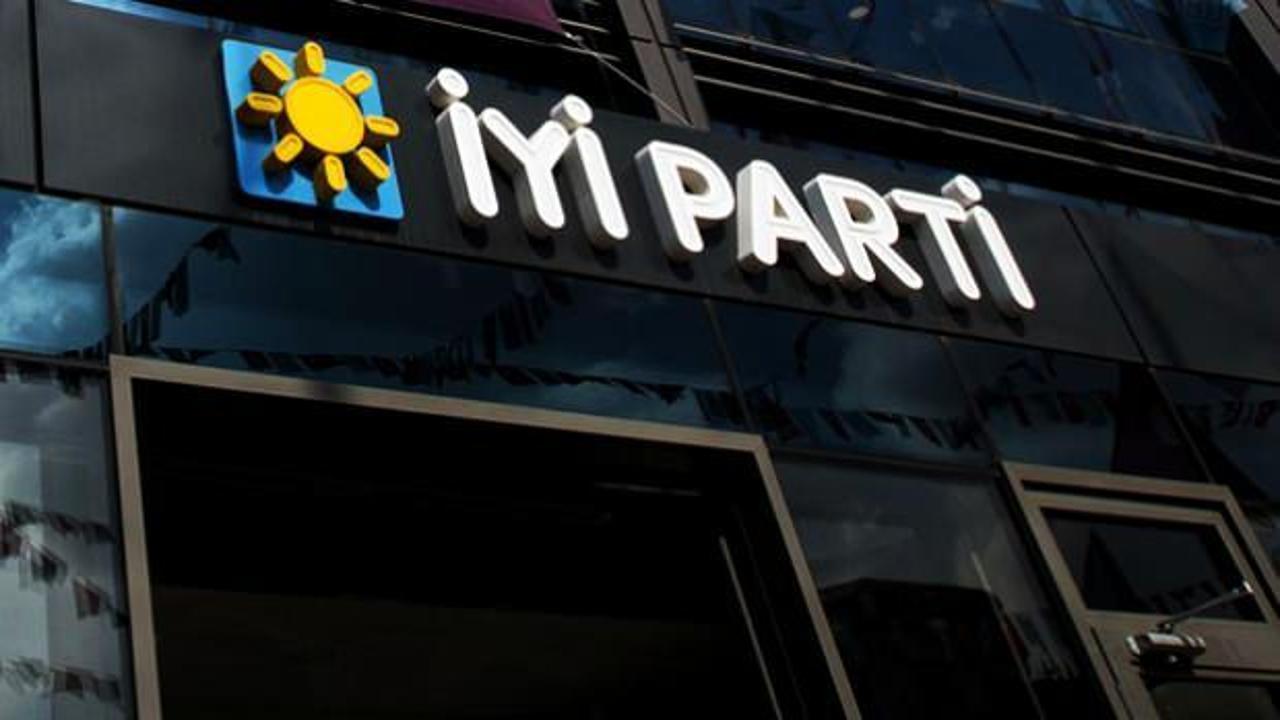 İYİ Parti’de toplu istifa depremi! 21 yönetim kurulu üyesi görevinden ayrıldı