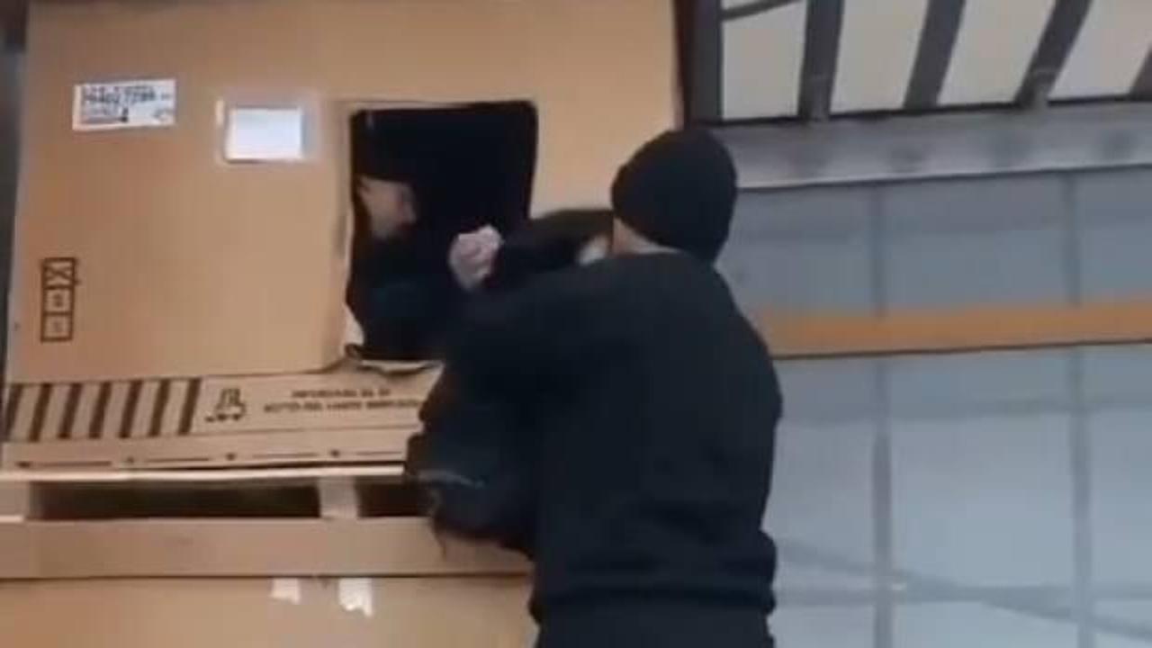 Kocaeli’nde bir tuhaf olay! Tır dorsesindeki kutudan mülteci çıktı